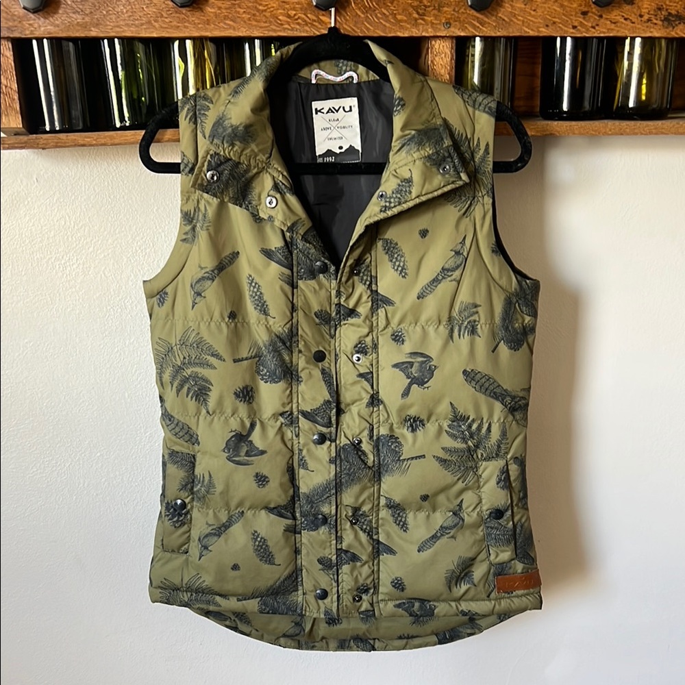 Kavu Olive Green Vest with Black Nature Print